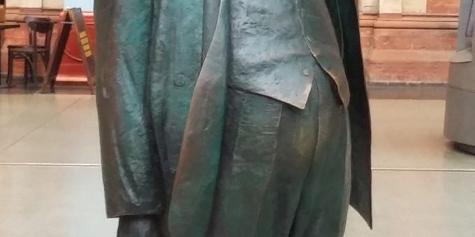 John Betjeman statue (St. Pancras International)